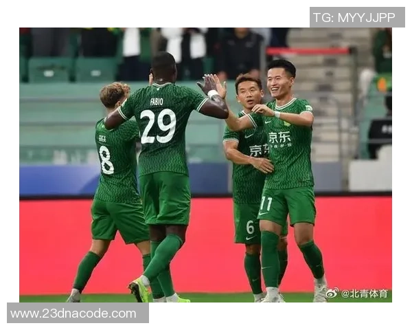 赛后分析:成都篮球队与北京篮球队的比赛节奏与战术对比探讨